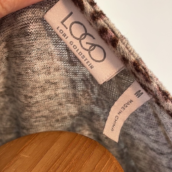 LOGO by Lori Goldstein multi color animal print knit top oversized M 3/4 sleeve - Picture 5 of 9